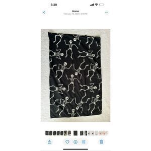 Black and white skeleton Halloween pillowcase